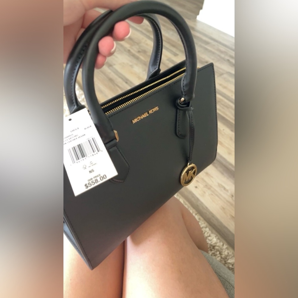 Michael Kors Sheila Bag (Brand New)